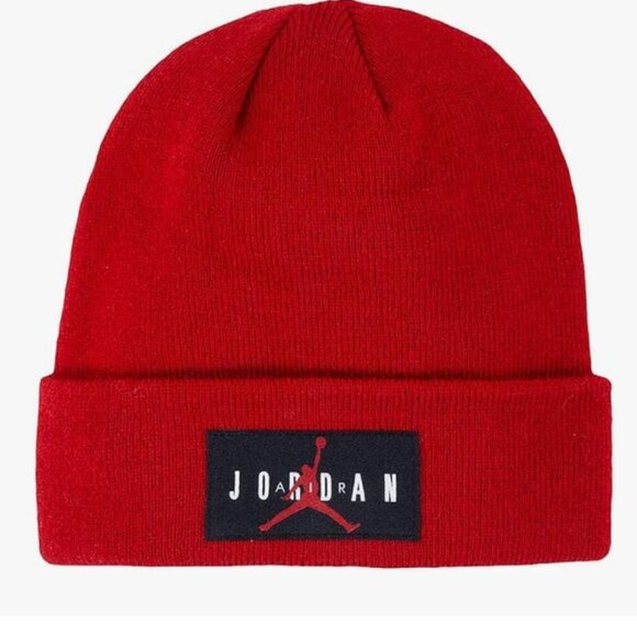NWT Nike AIR JORDAN Boys 8-20 Red Knit Cuffed Beanie Jumpman Logo Winter Hat - Picture 1 of 4